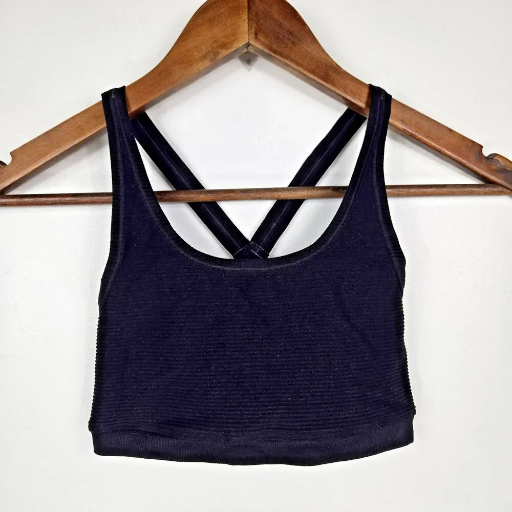Nux Women's Size Small Black Ribbed Criss Cross Back Wirefree Sports Bra‎ NWOT